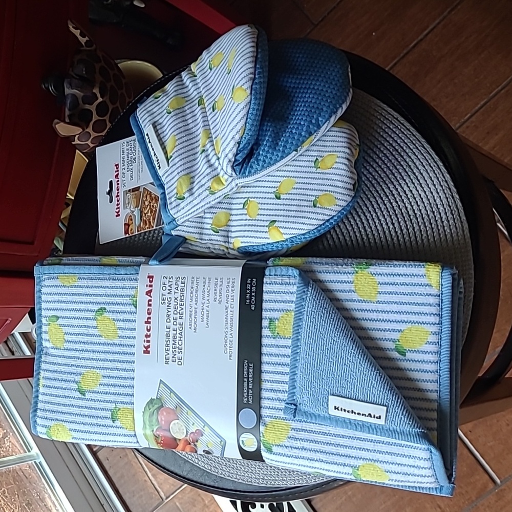 KitchenAid Towels & Mini Mitt Set